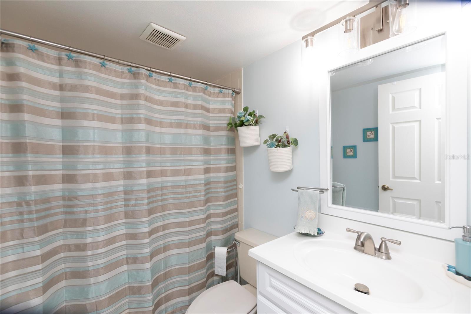 Image 15 of 46 For 4575 Whitton Way 1126