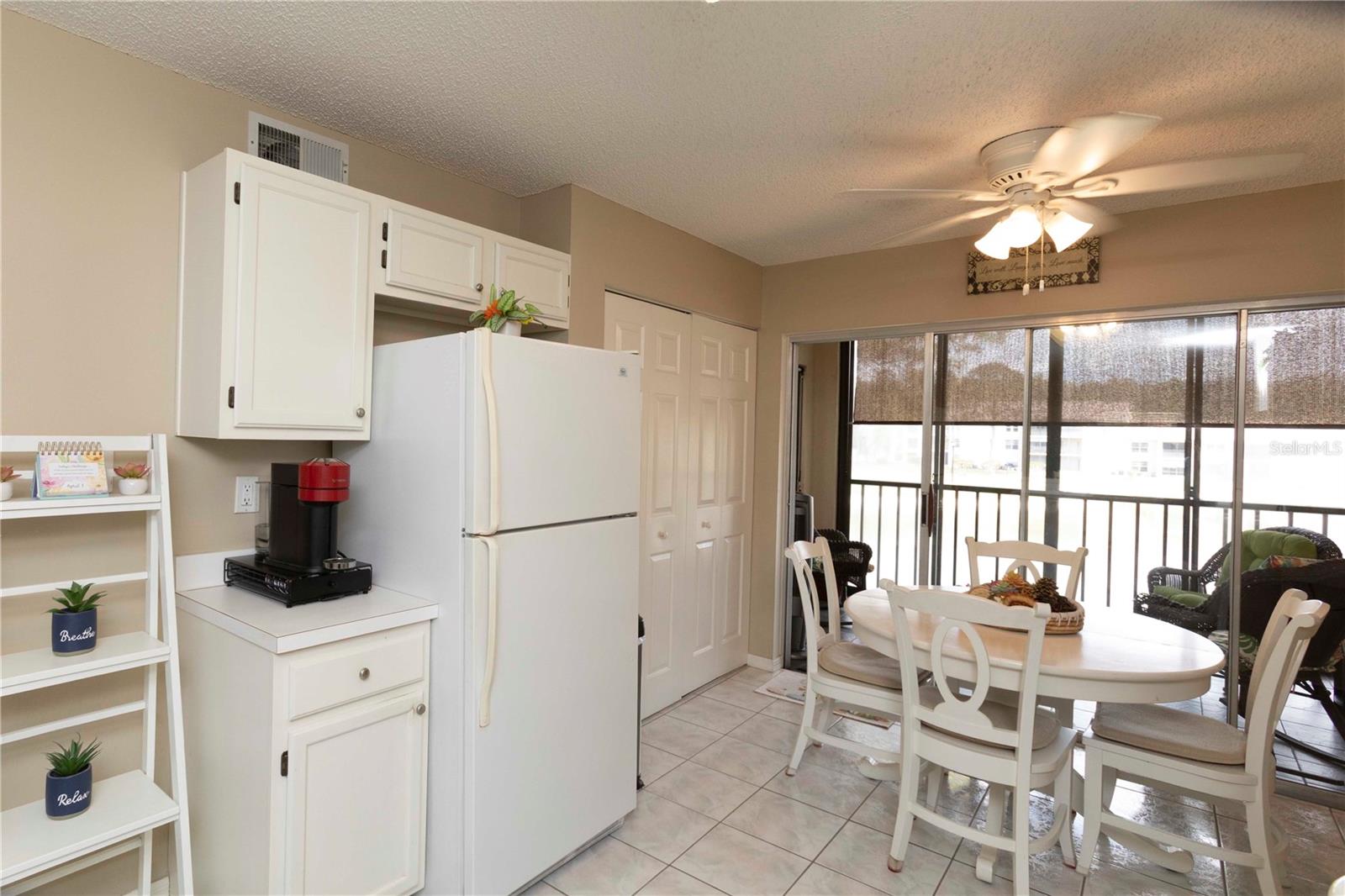 Image 20 of 46 For 4575 Whitton Way 1126