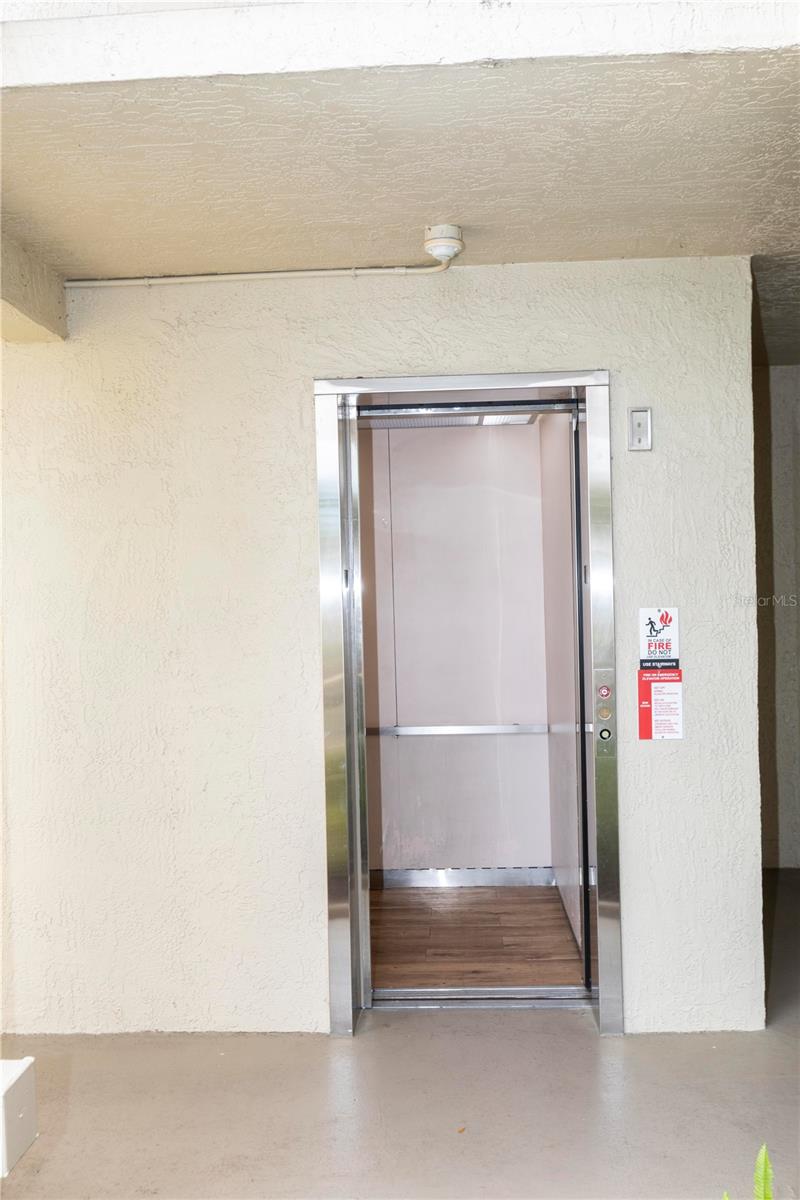 Image 27 of 46 For 4575 Whitton Way 1126