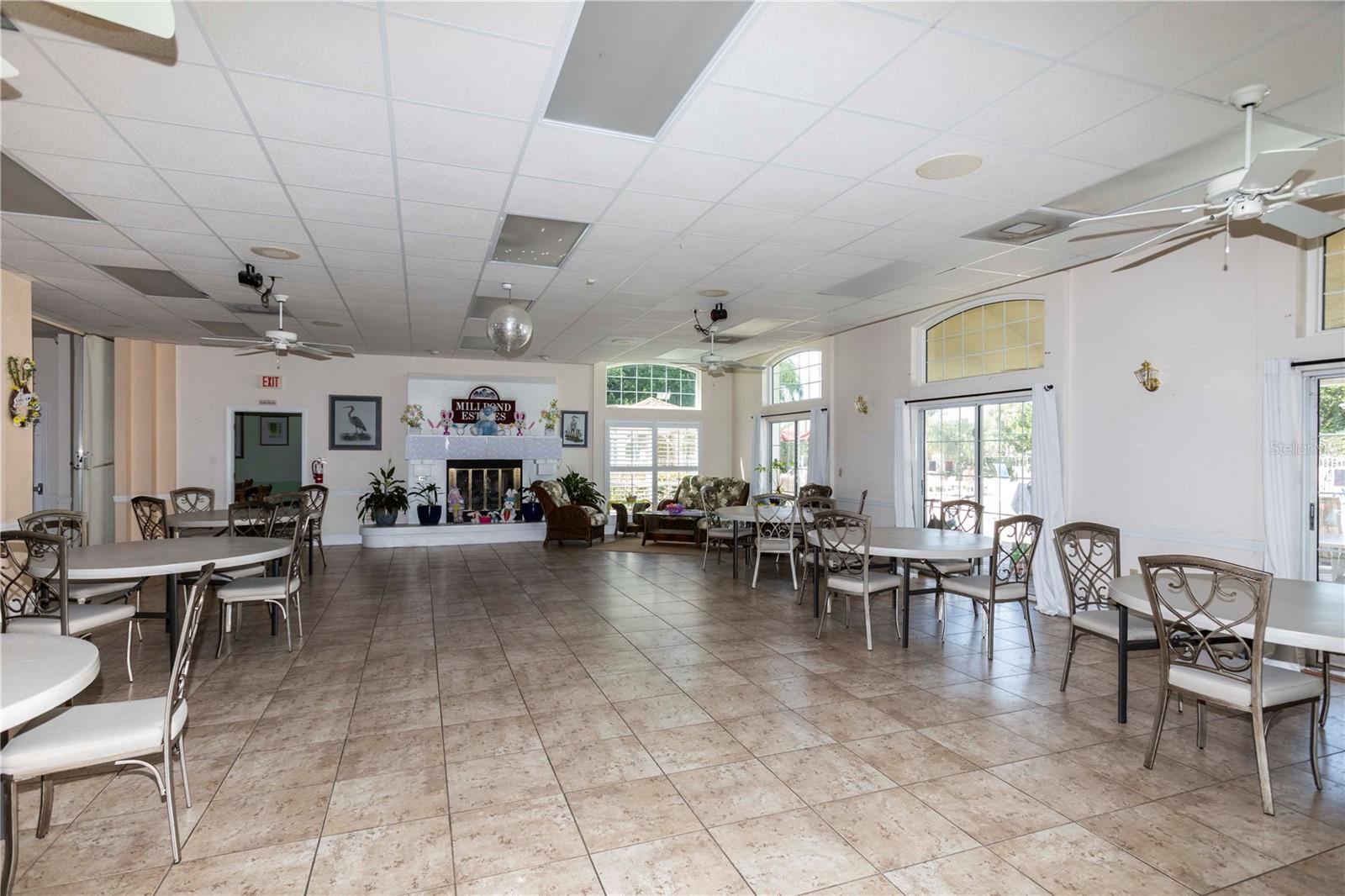 Image 36 of 46 For 4575 Whitton Way 1126