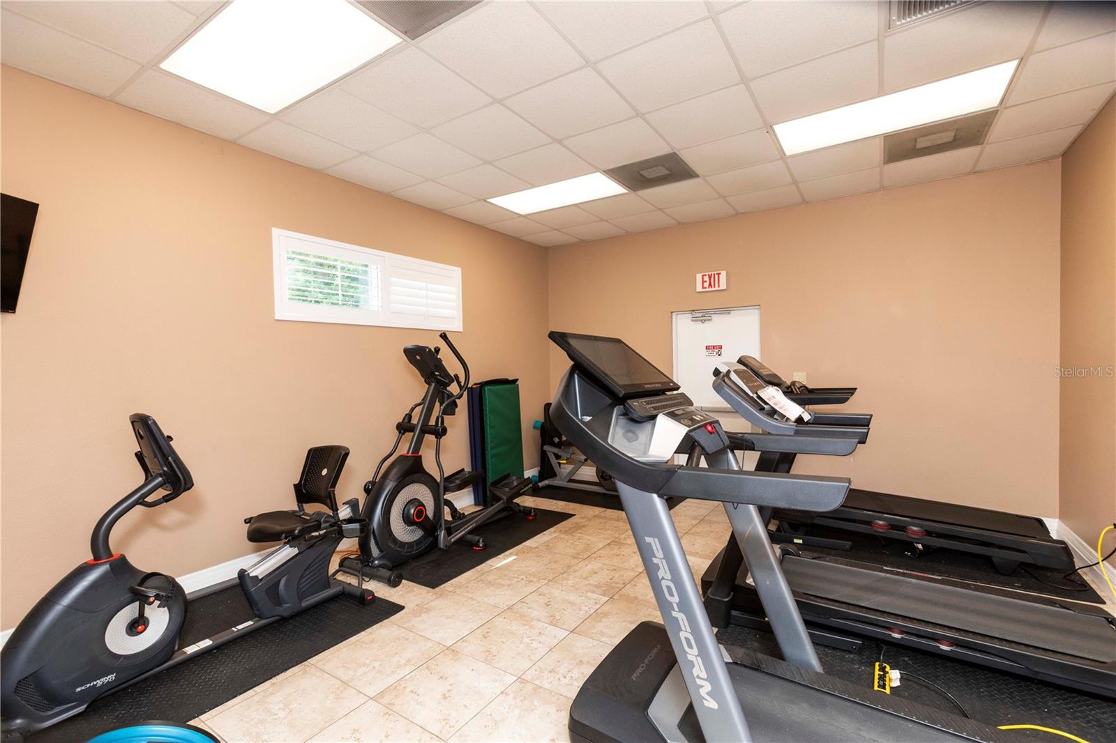 Image 37 of 46 For 4575 Whitton Way 1126