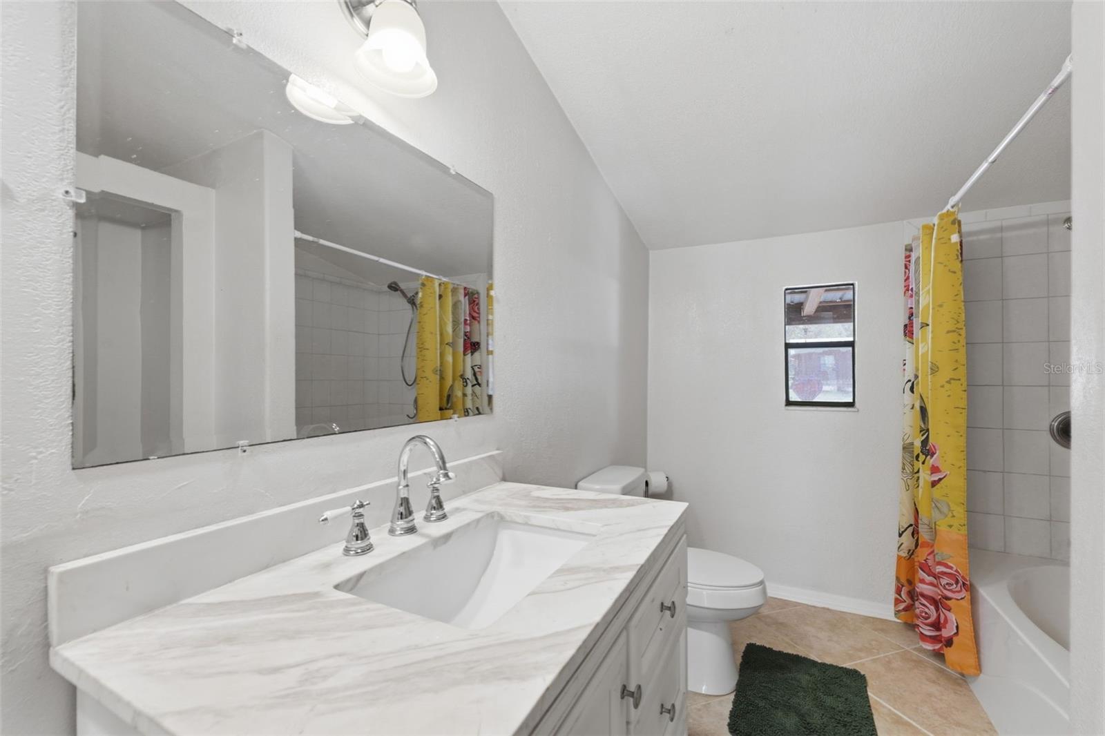 Image 26 of 46 For 515 Covelake Terrace