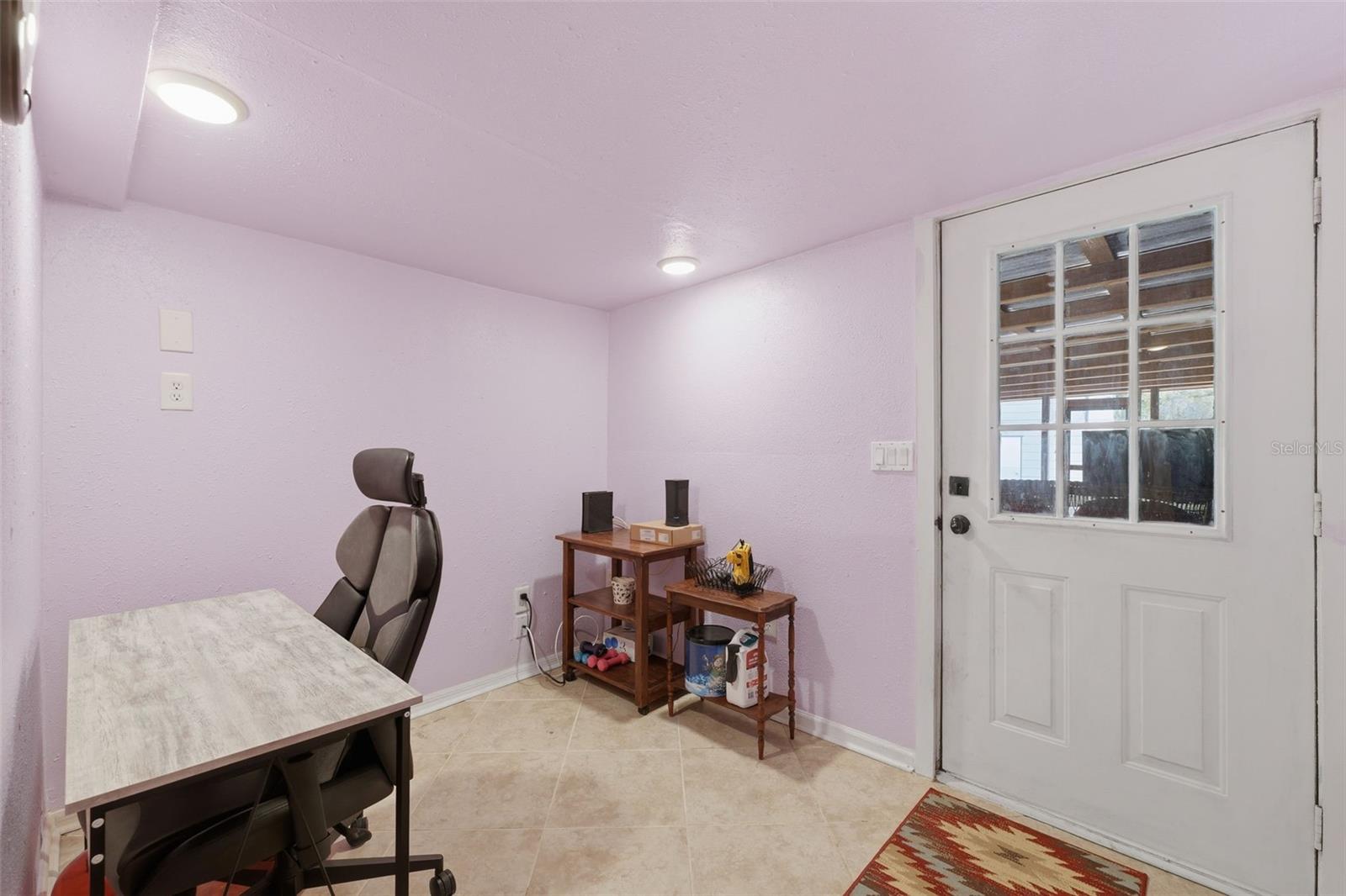 Image 35 of 46 For 515 Covelake Terrace