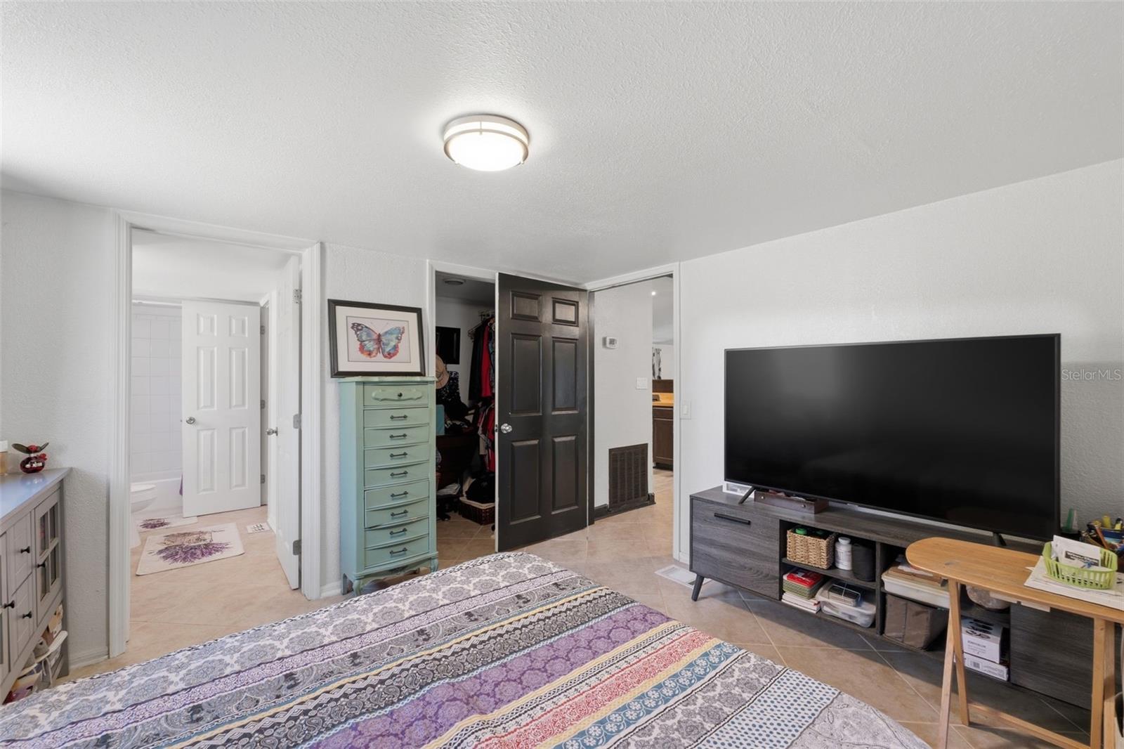 Image 46 of 46 For 515 Covelake Terrace