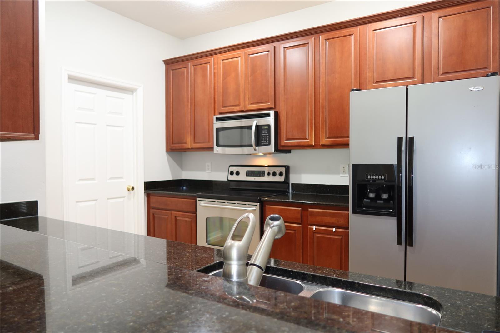 Image 10 of 40 For 8526 Sandpiper Ridge Avenue