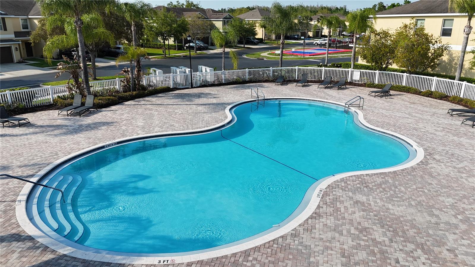 Image 32 of 40 For 8526 Sandpiper Ridge Avenue