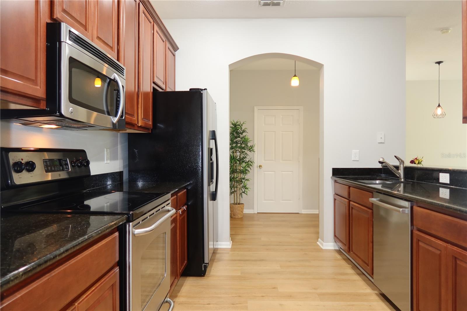 Image 9 of 40 For 8526 Sandpiper Ridge Avenue