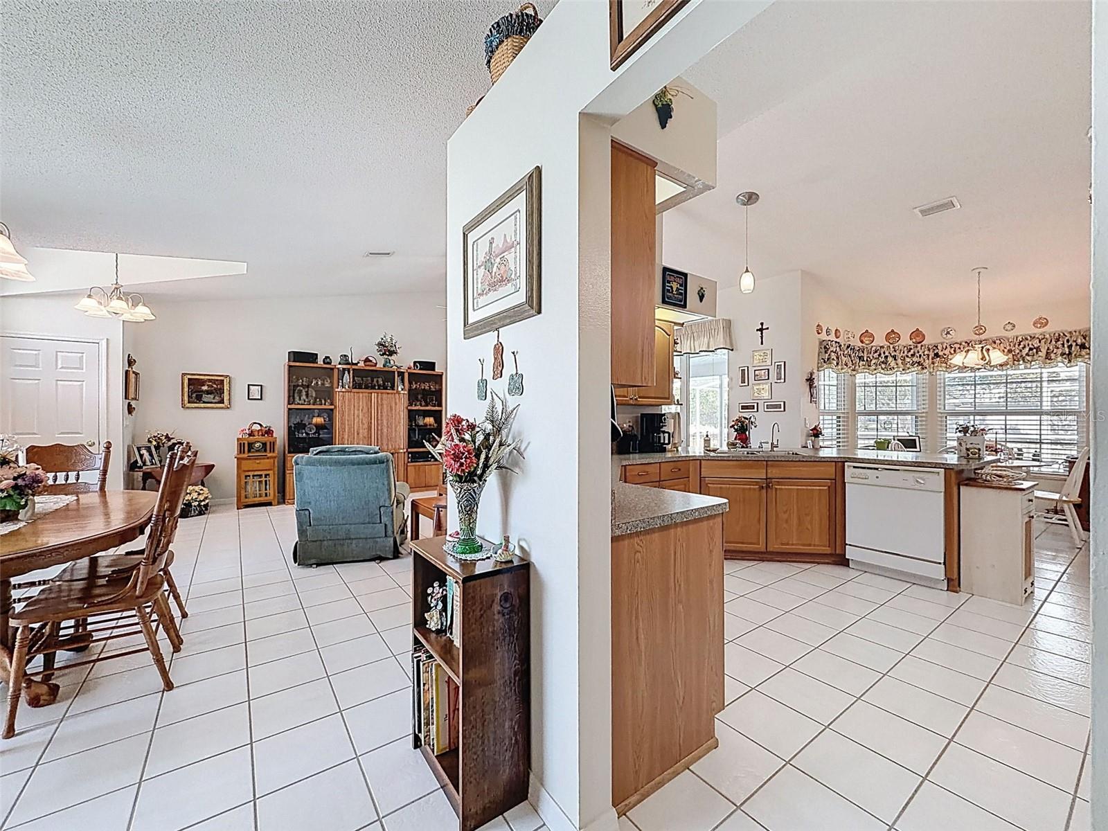 Image 19 of 86 For 4221 Neff Lake Road