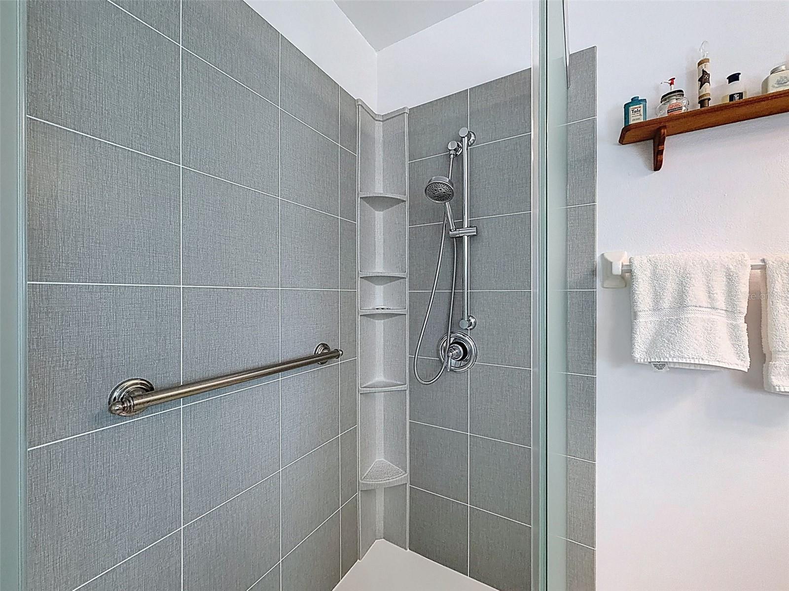 Image 36 of 86 For 4221 Neff Lake Road