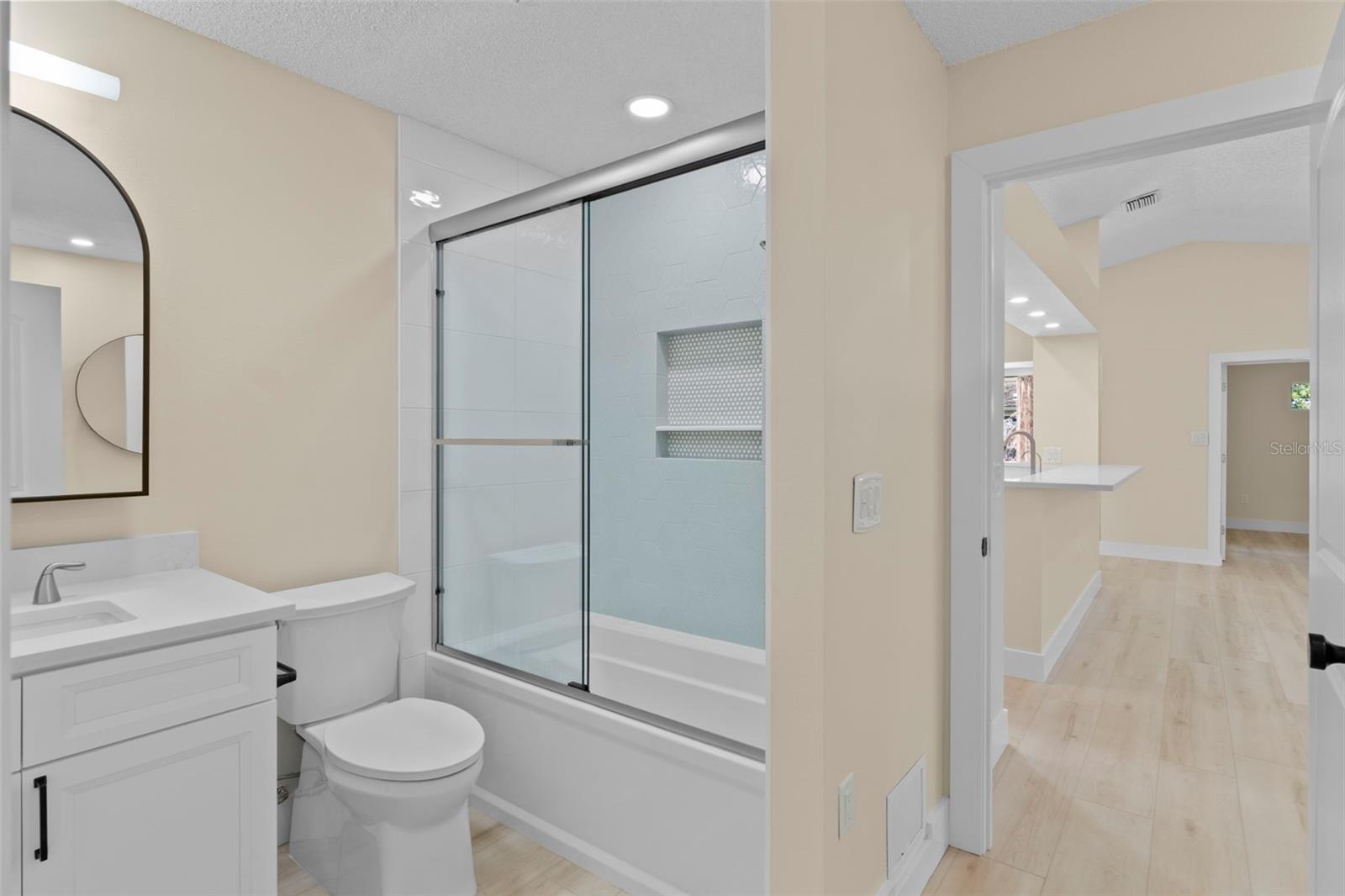 Image 38 of 87 For 8143 Laurel Green Drive