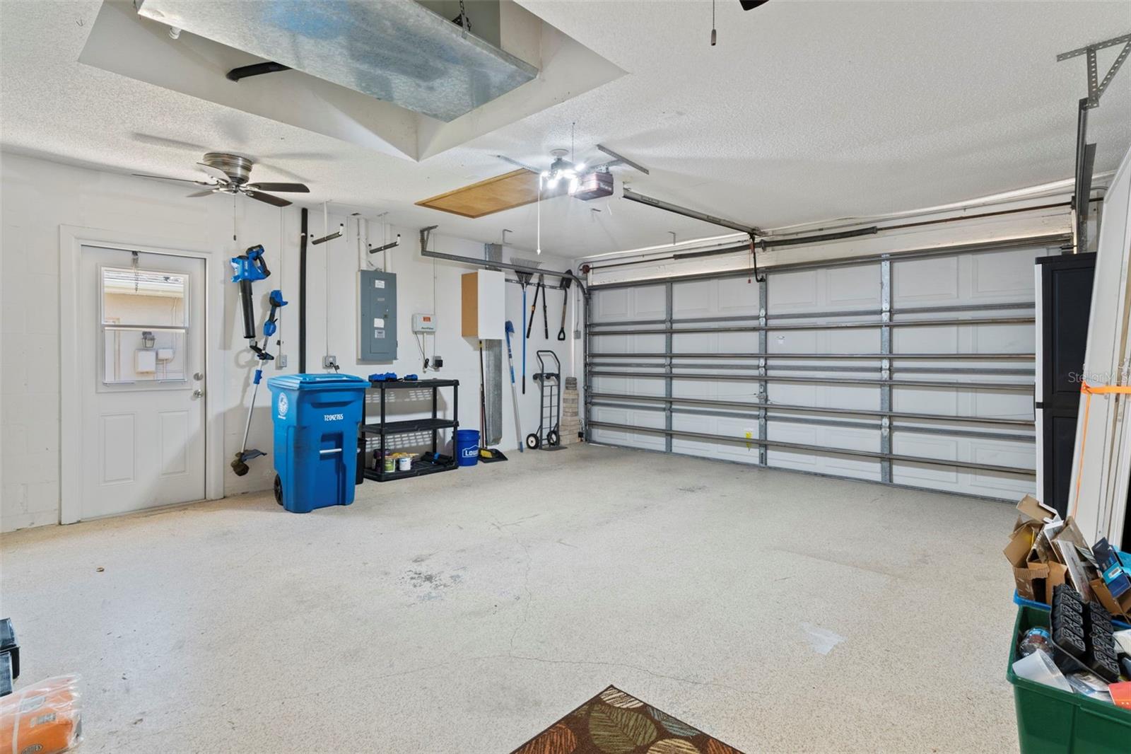 Image 44 of 87 For 8143 Laurel Green Drive