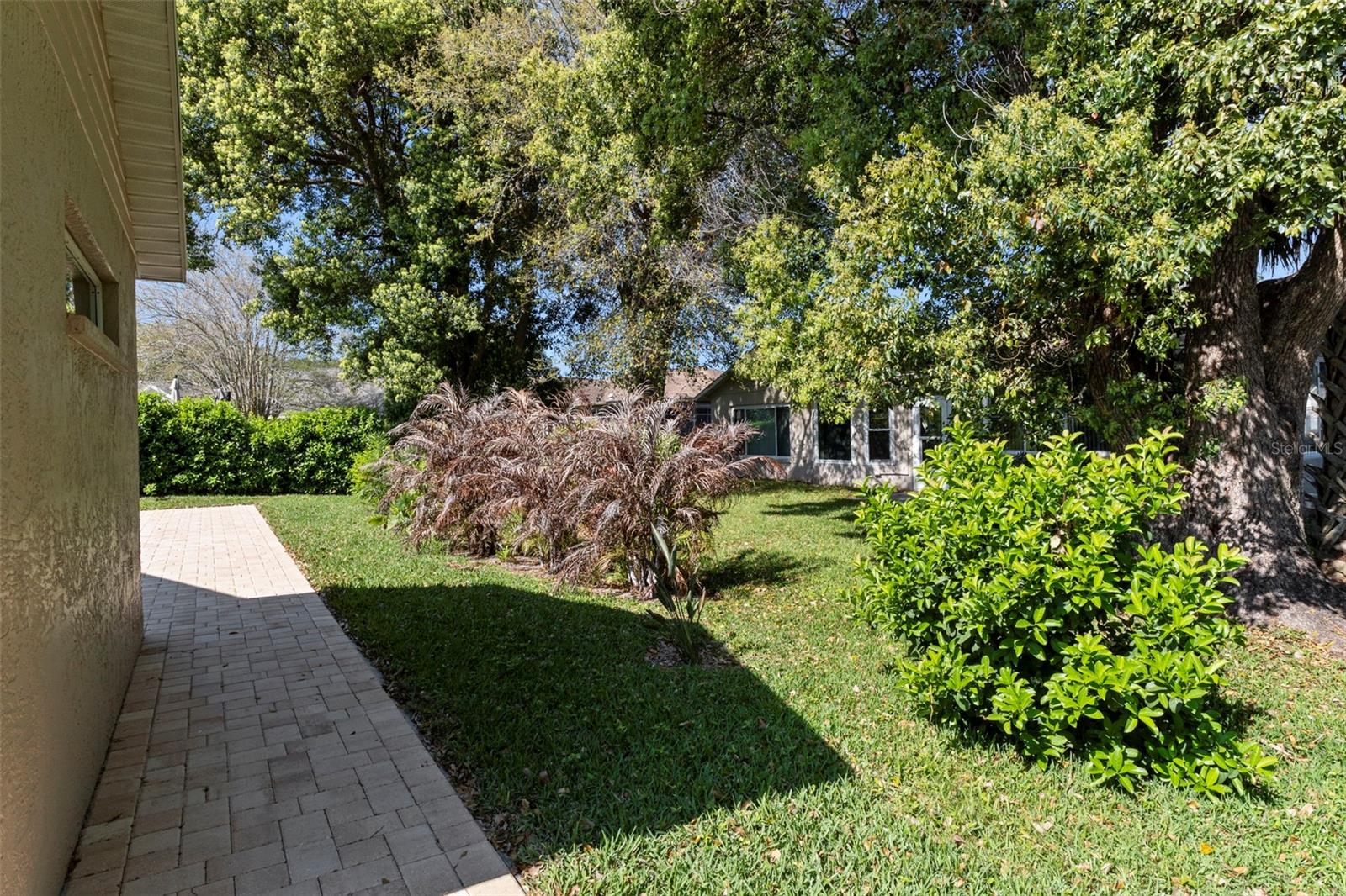 Image 52 of 87 For 8143 Laurel Green Drive