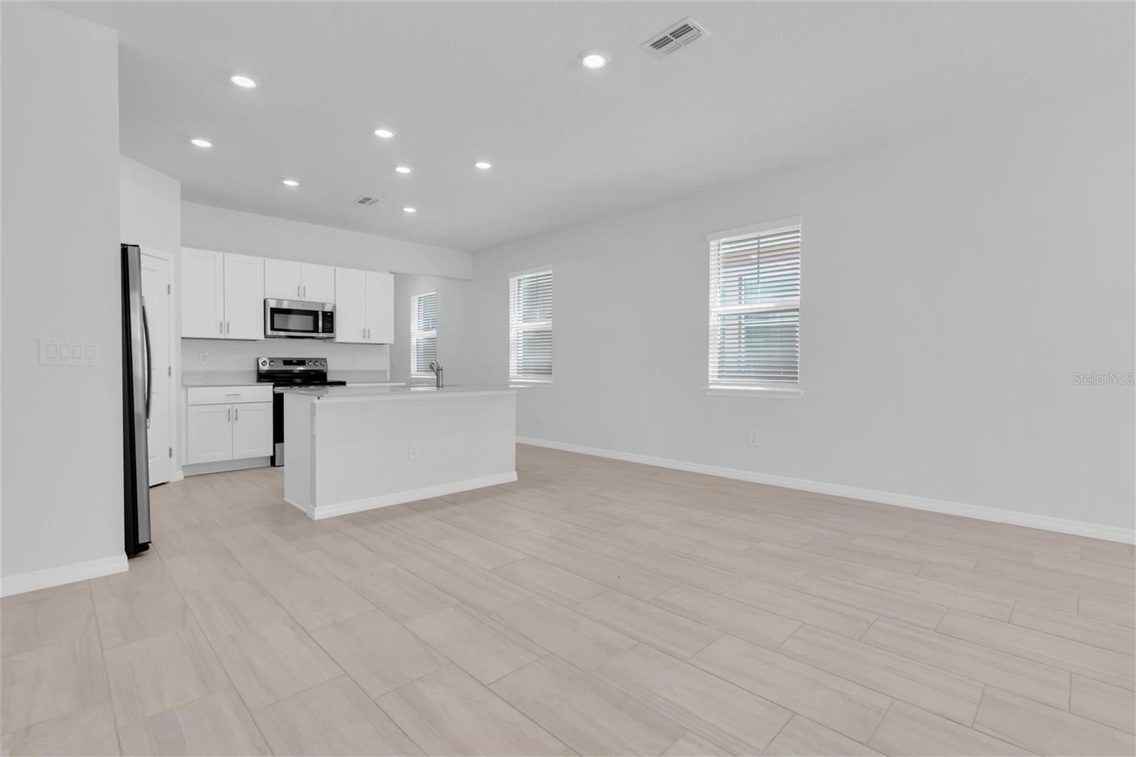 Image 10 of 43 For 10881 Molasses Way