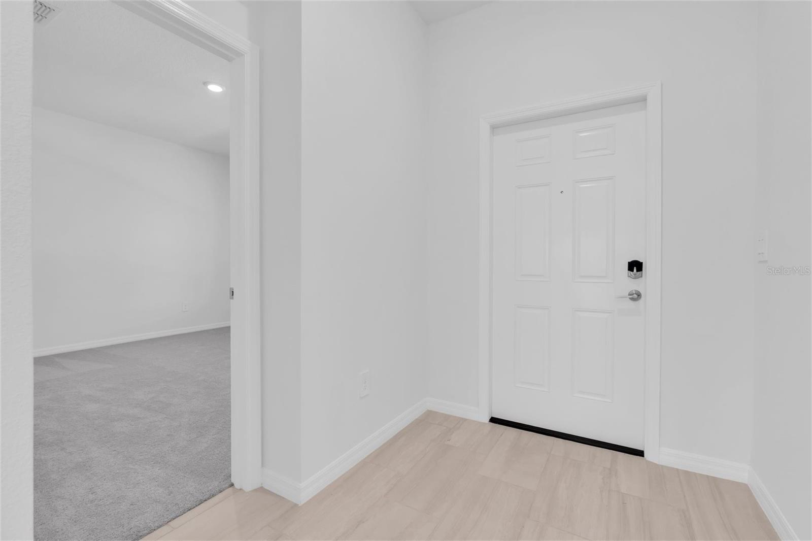 Image 3 of 43 For 10881 Molasses Way