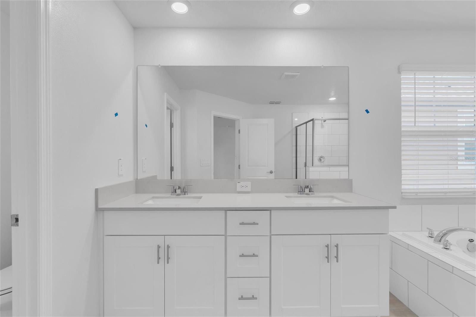 Image 31 of 43 For 10881 Molasses Way