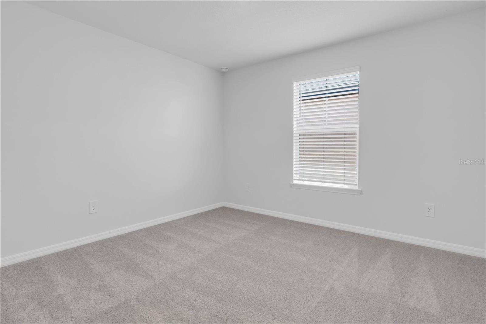 Image 33 of 43 For 10881 Molasses Way