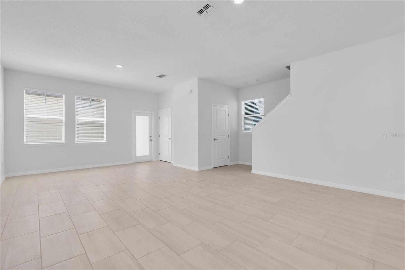 Image 4 of 43 For 10881 Molasses Way