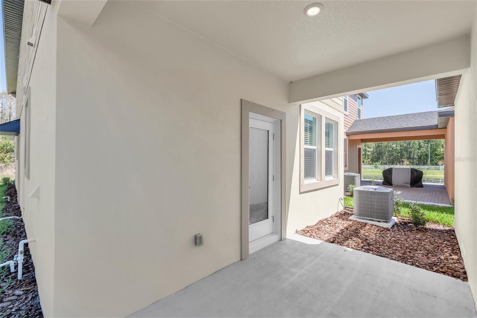 Image 40 of 43 For 10881 Molasses Way