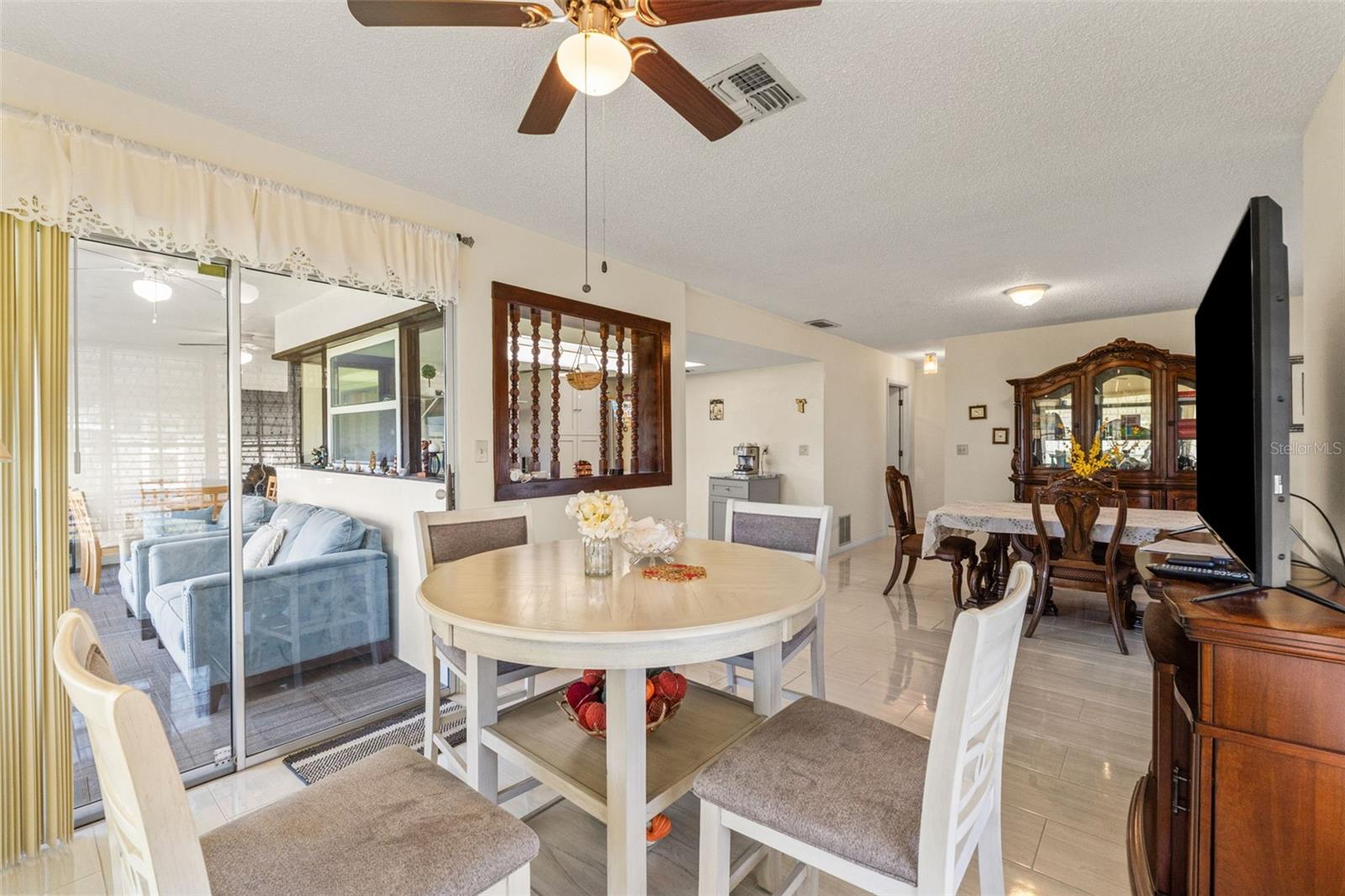 Image 19 of 30 For 8345 Elgin Drive