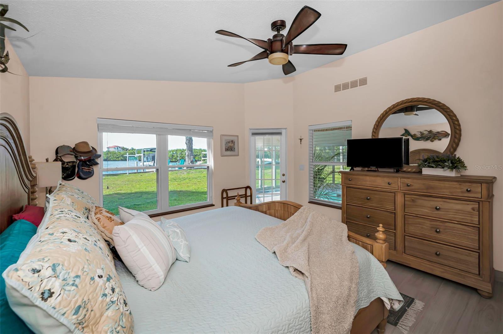 Image 38 of 100 For 1626 Sea Breeze Drive