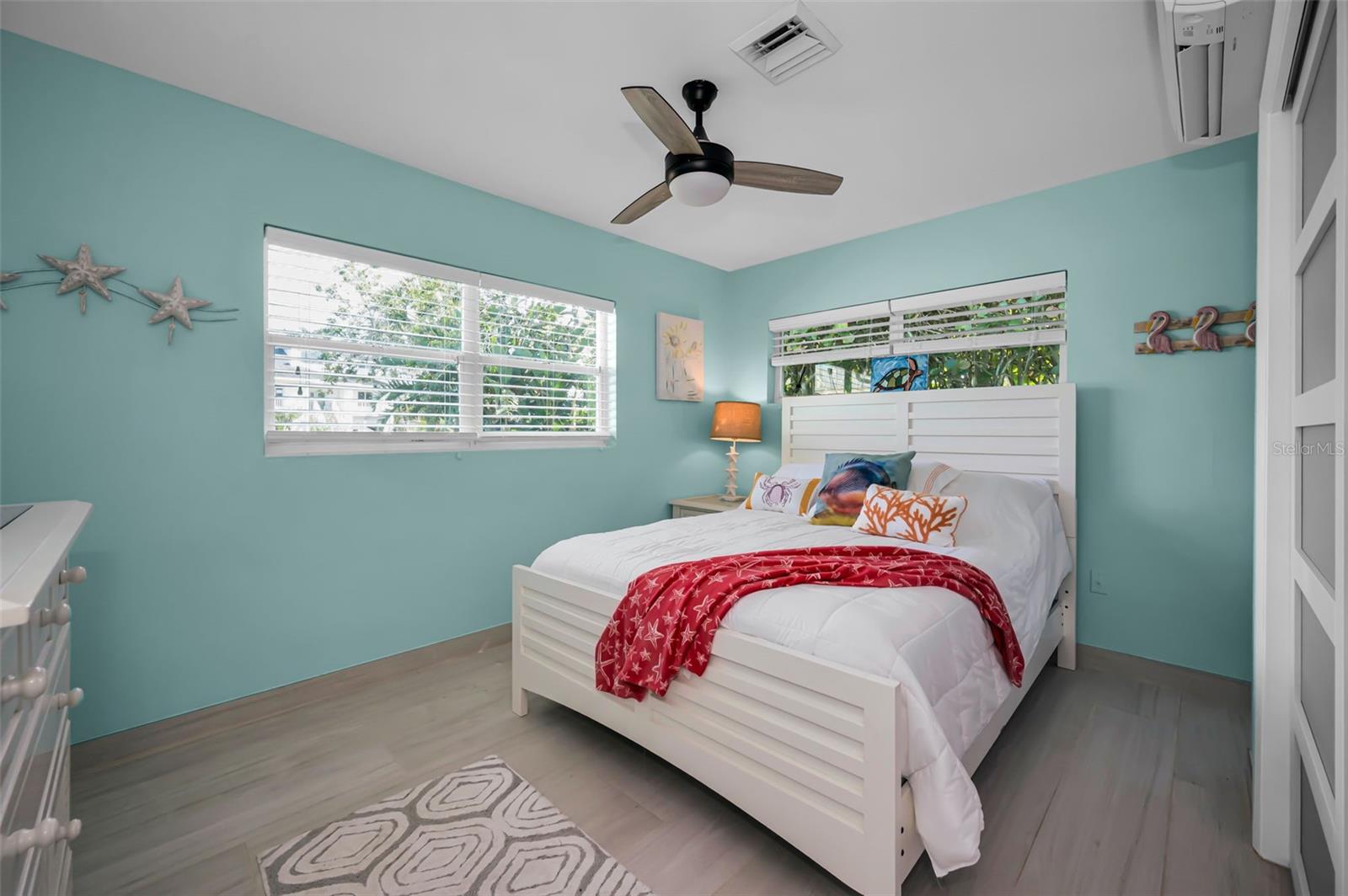 Image 44 of 100 For 1626 Sea Breeze Drive