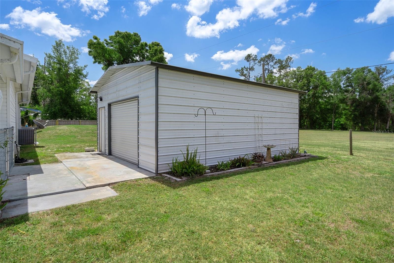 Image 51 of 56 For 20334 Woodside Street