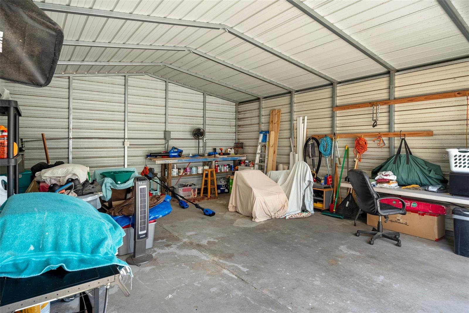 Image 7 of 56 For 20334 Woodside Street