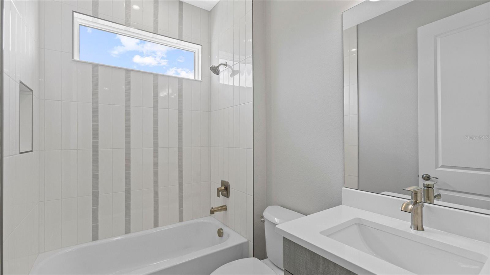 Image 16 of 36 For 574 Hammock Oaks Boulevard