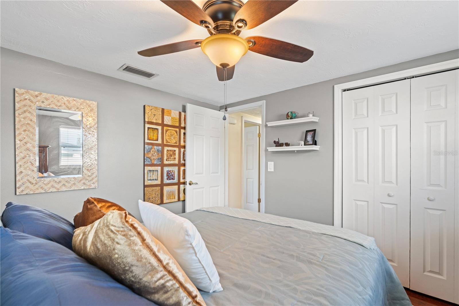 Image 12 of 29 For 3249 Eisenhower Drive