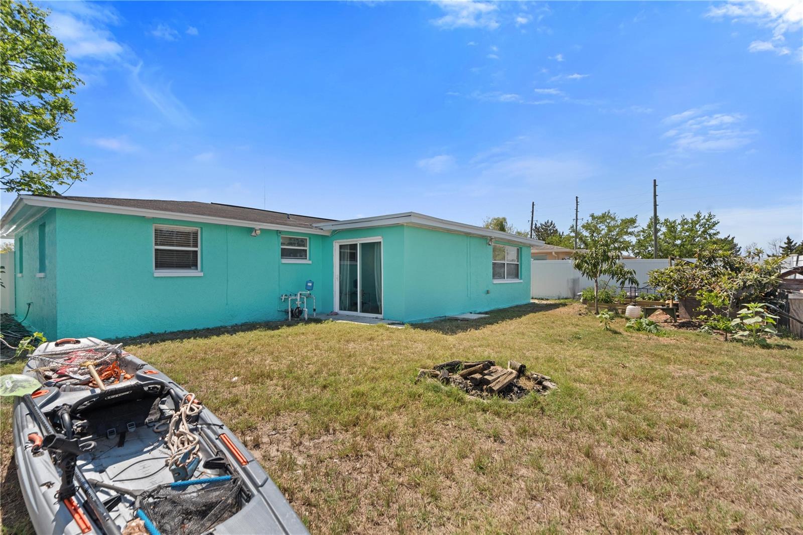 Image 23 of 29 For 3249 Eisenhower Drive