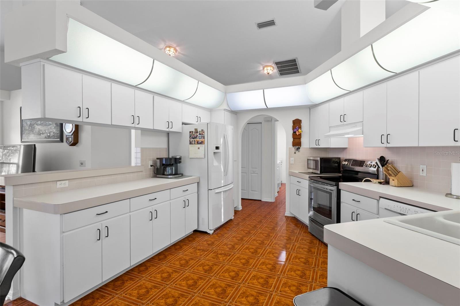 Image 10 of 54 For 3047 Rippling Brook Way