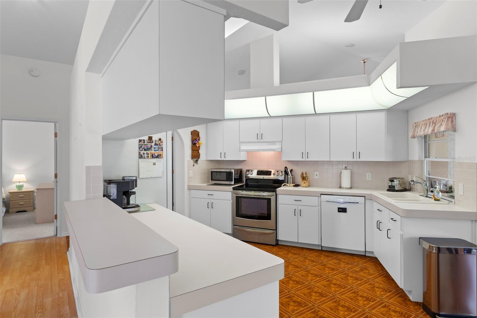 Image 11 of 54 For 3047 Rippling Brook Way