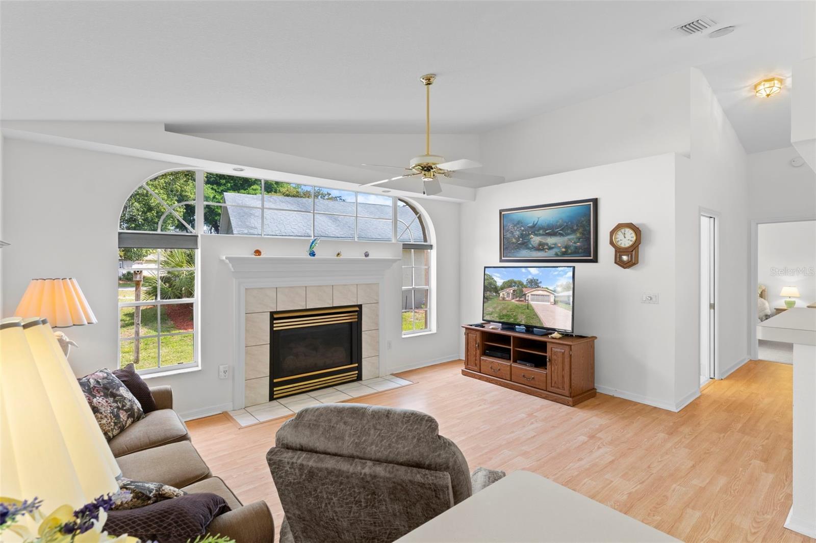 Image 16 of 54 For 3047 Rippling Brook Way