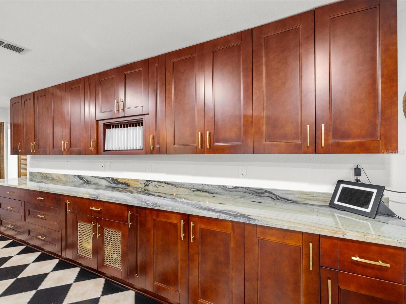 Image 12 of 77 For 10721 Skyhawk Drive