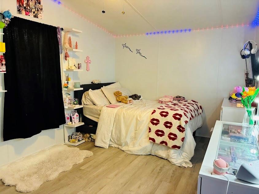 Image 18 of 46 For 7161 Schering Street