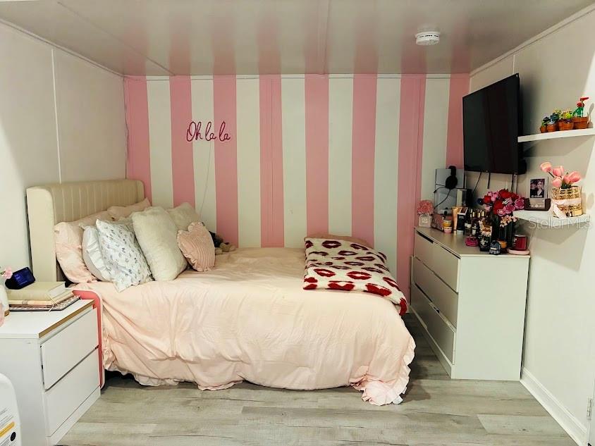 Image 28 of 46 For 7161 Schering Street