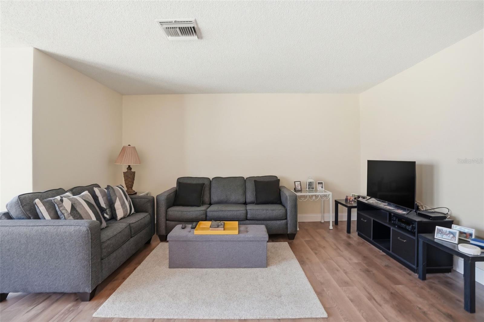 Image 12 of 37 For 6575 Brambleleaf Drive