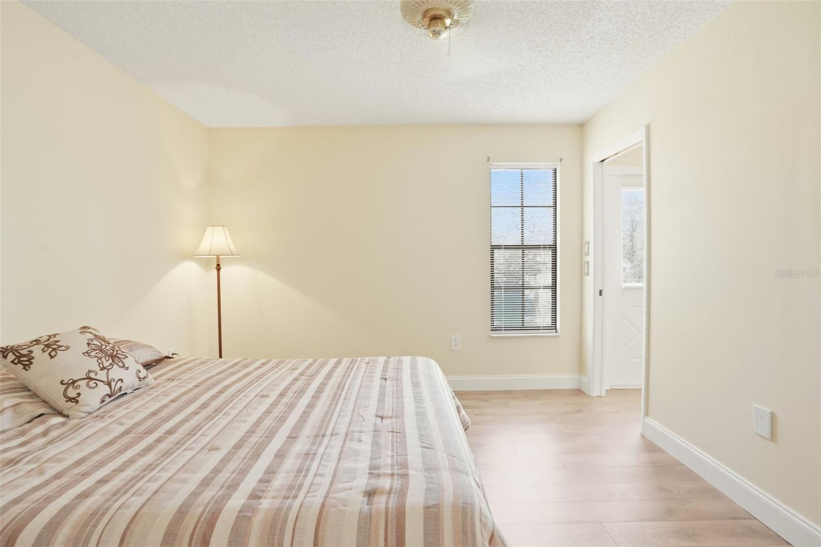 Image 24 of 37 For 6575 Brambleleaf Drive