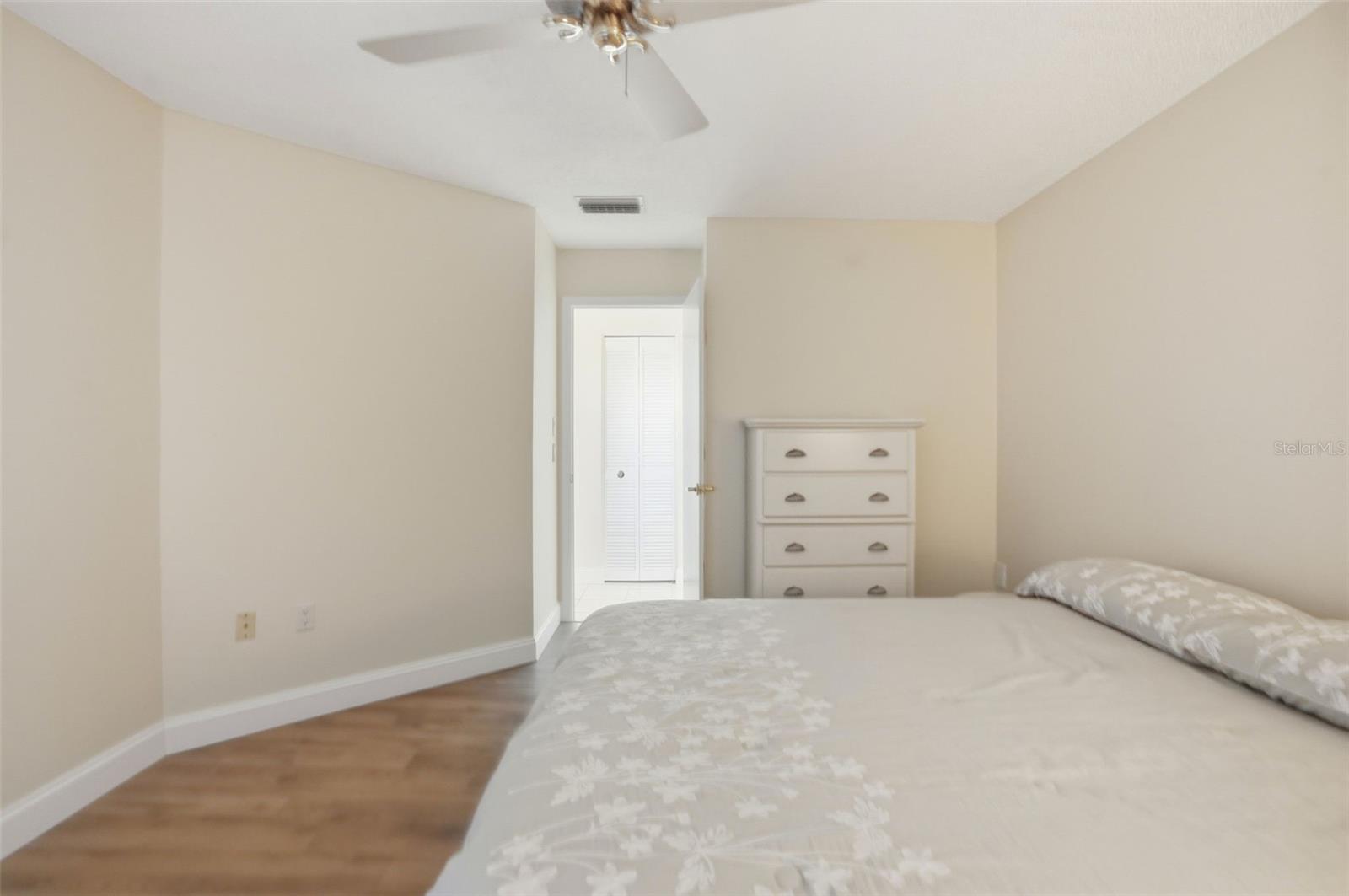 Image 25 of 37 For 6575 Brambleleaf Drive