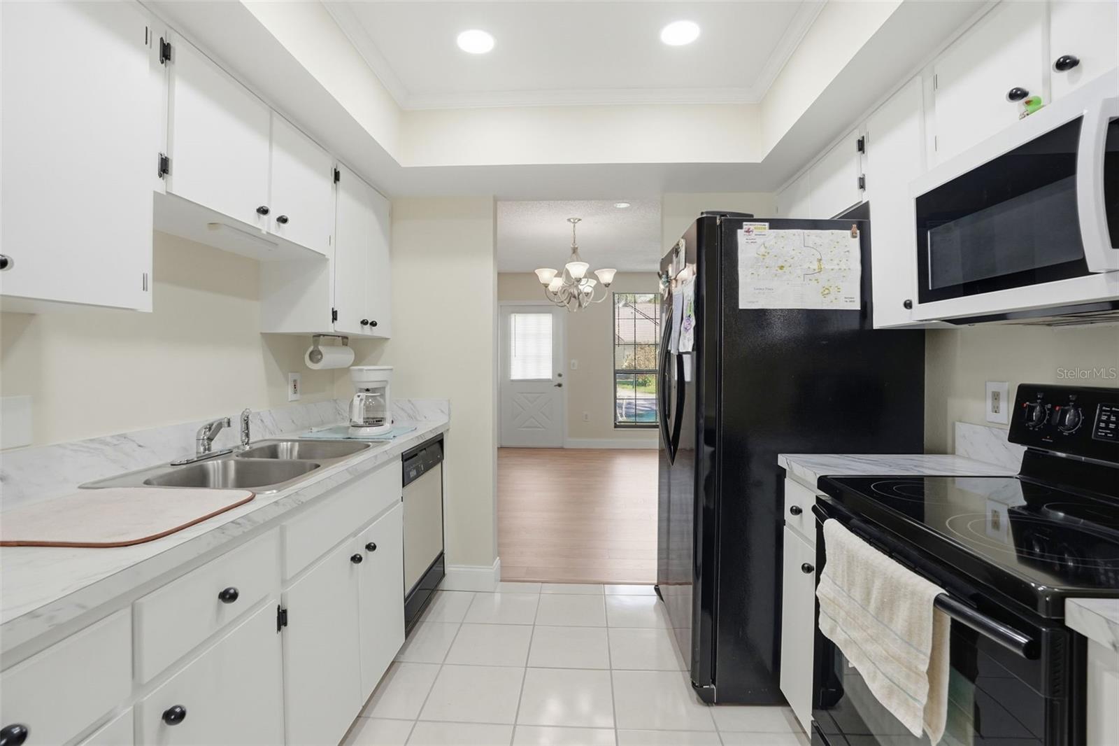 Image 4 of 37 For 6575 Brambleleaf Drive