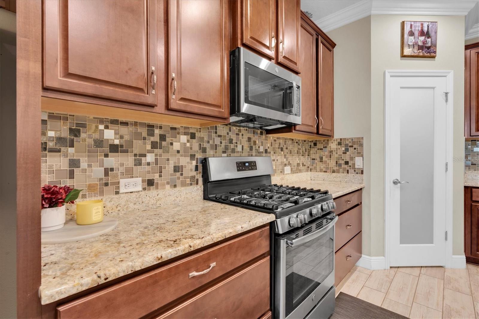 Image 10 of 33 For 2468 Whittler Branch