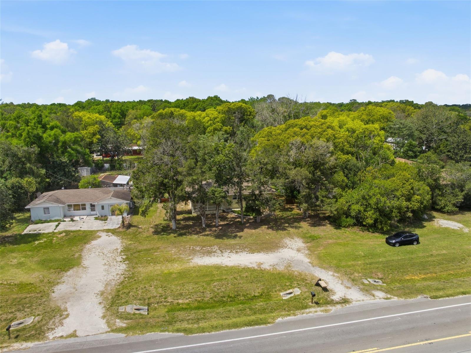 Image 30 of 40 For 18749 Us Highway 41