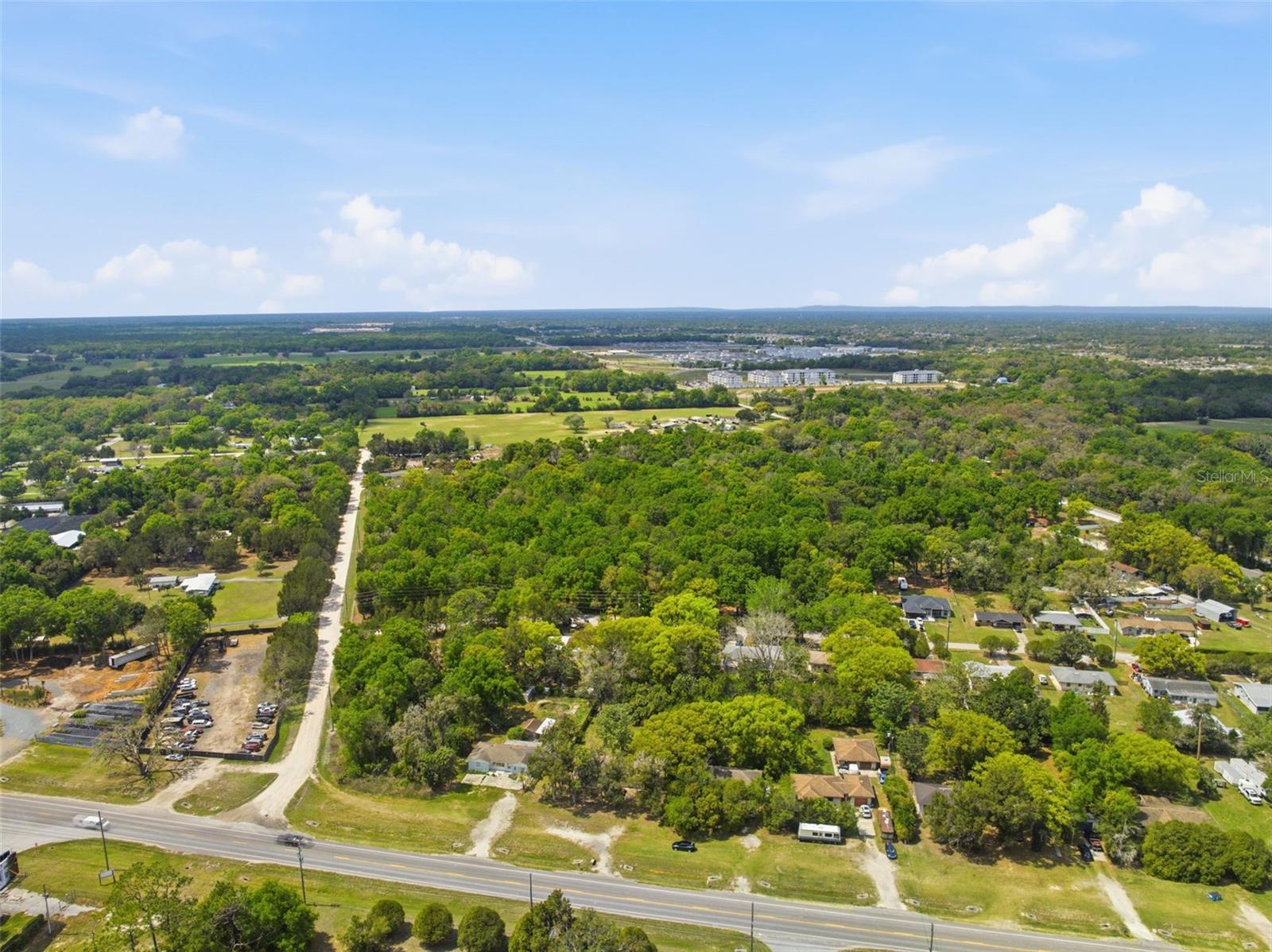 Image 34 of 40 For 18749 Us Highway 41