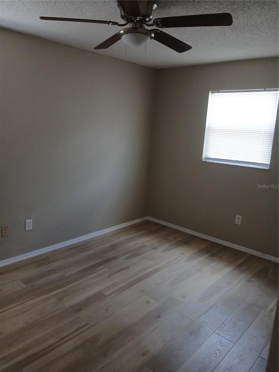 Image 11 of 14 For 5704 Illinois Avenue