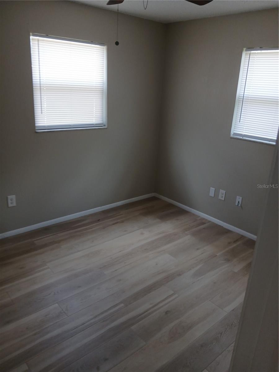 Image 12 of 14 For 5704 Illinois Avenue