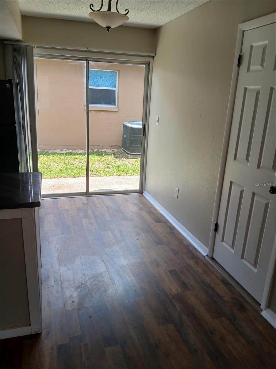 Image 4 of 14 For 5704 Illinois Avenue