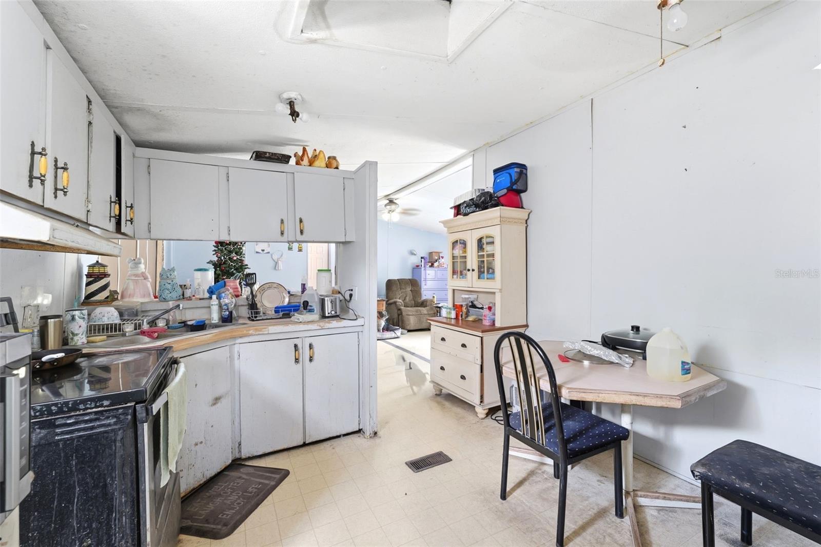 Image 11 of 34 For 4267 Neff Lake Road