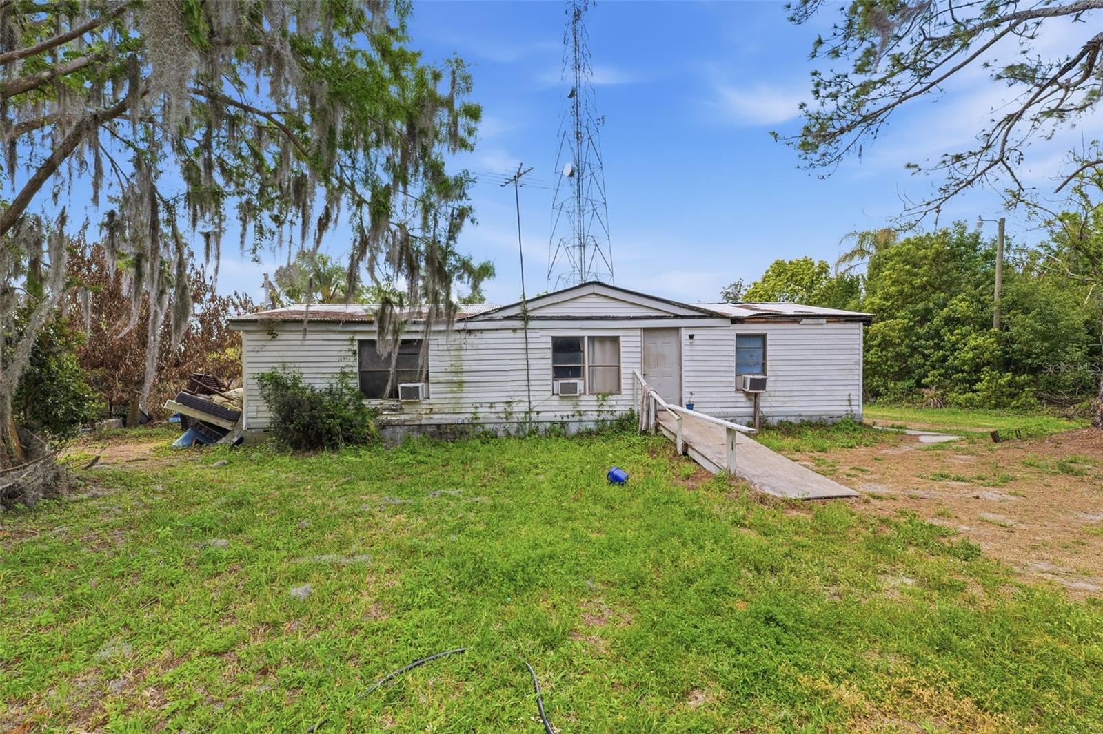 Image 7 of 34 For 4267 Neff Lake Road