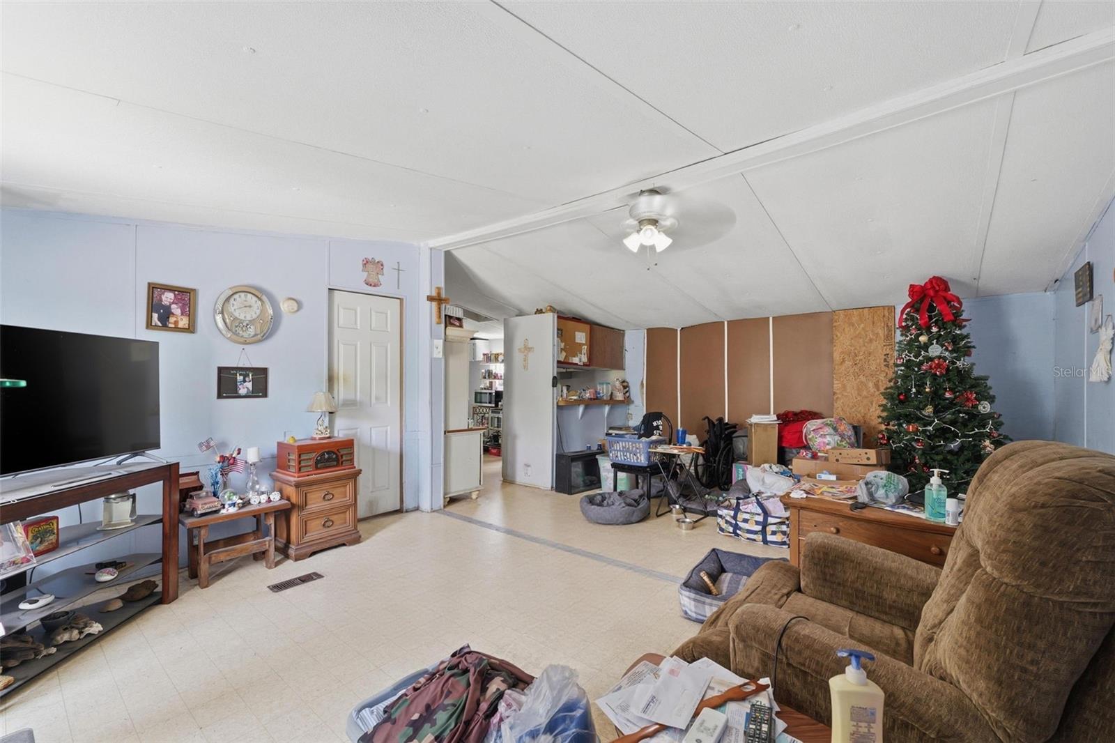 Image 8 of 34 For 4267 Neff Lake Road