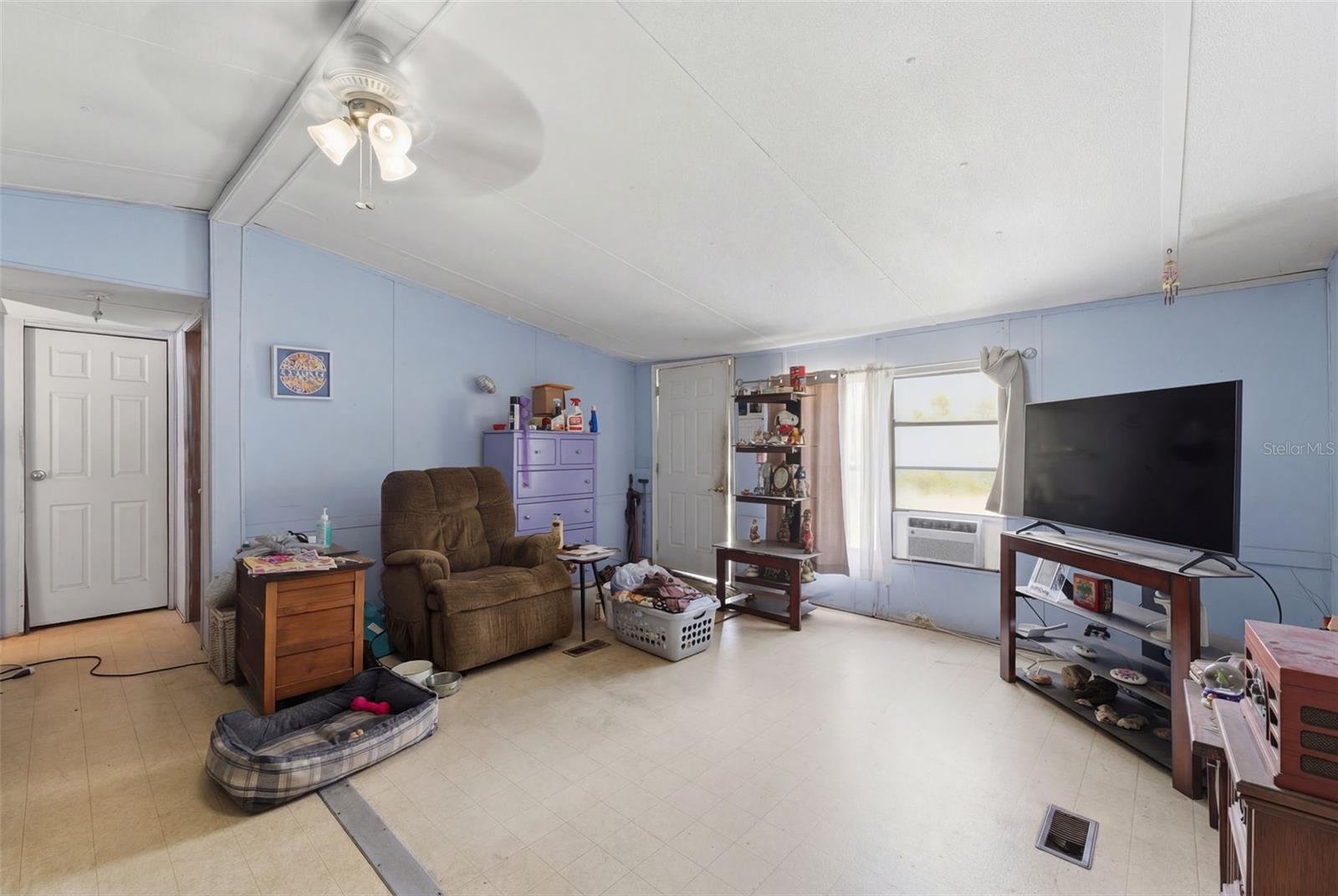 Image 9 of 34 For 4267 Neff Lake Road